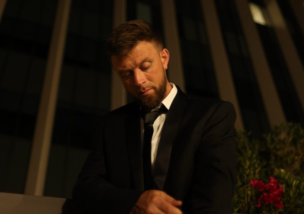 Mink Sinatra And Chasethemoney Unveil Collaborative Masterpiece "Piece Of Art"