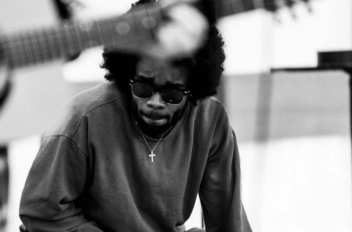 Rising artist “lxttleboyblue” Talks Coming Up, Inspirations and their Sound