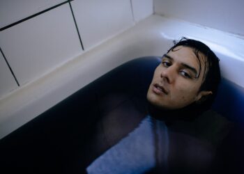 Noah Bouchard Releases Smooth New Single ‘Swan Song’