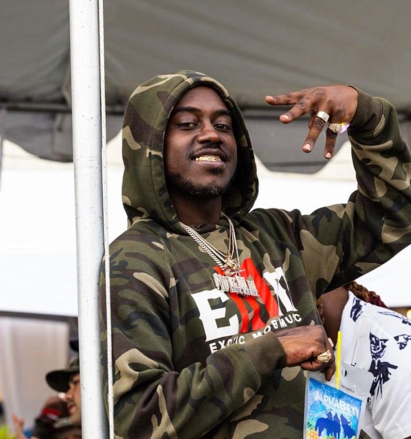 Mobbin101: Rising Star in the Music Industry