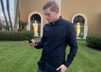 Hunter Barrett: Meet The Online Entrepreneur Taking The Music Scene By Storm