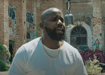Exclusive Interview: Rising Artist BOZEA