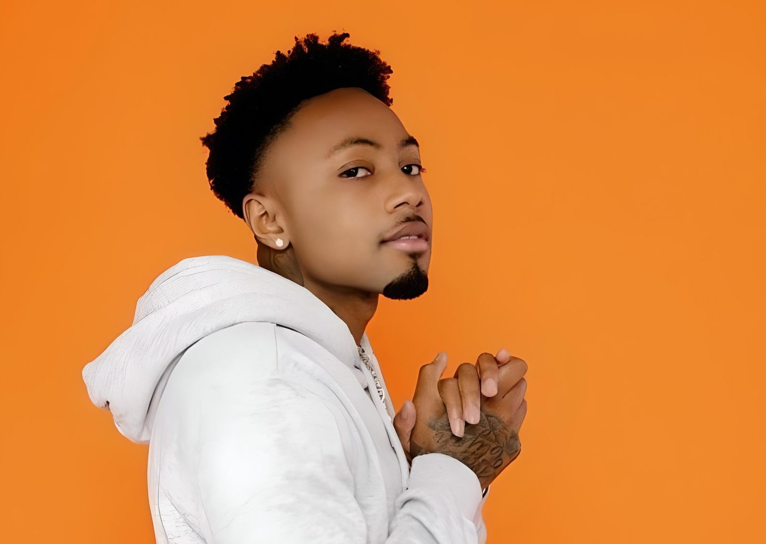 Kyle Banks Drops Soulful Anthem 'Lost Souls': A Game-Changer in R&B