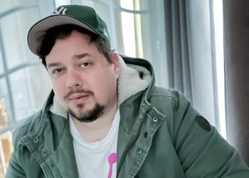 Exclusive Interview: Rising Artist Mikoo