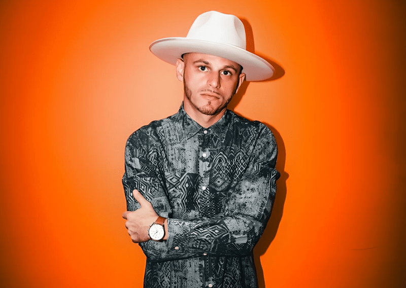 SUMiT Releases Captivating New Single “Terms” ft. Termanology