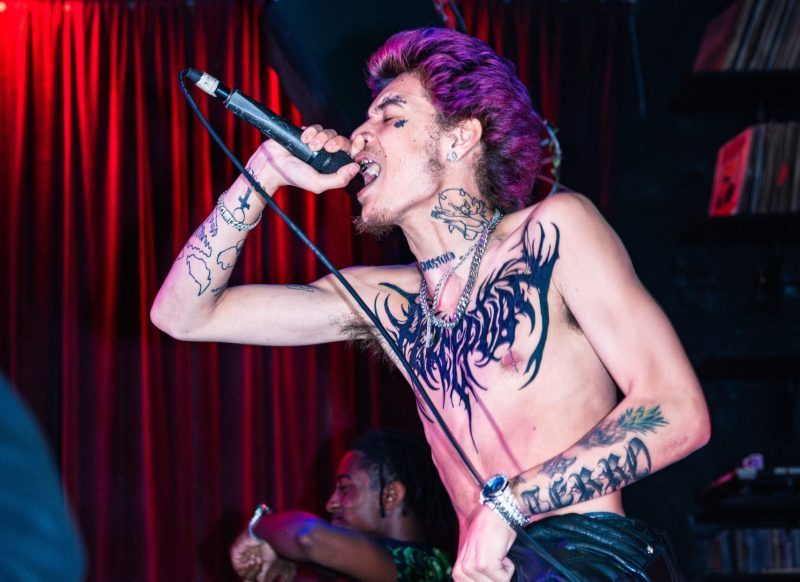 HoneyBerryDrip: The Rising Star of Bakersfield Revolutionizing Hip-Hop with Hit Single"Fast Lane"