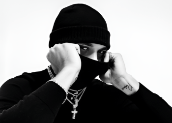 Just Listen Takes Over 2025 With the Release of His New Single “Balenciaga Light Bag”