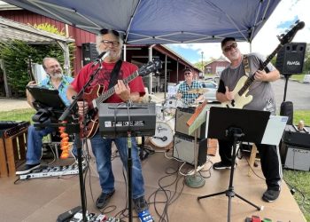 The Mystic Twangers Bring an Unforgettable Evening of Music, Raffles, and Community Art to Wellsville, New York