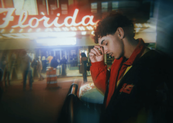 Jakkah and Tyler Loyal Drift Into the Vibe on “Floating”
