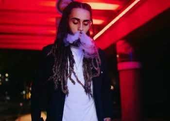 Juno Di Genna Brings the Heat with Electrifying Single ‘Toot That’