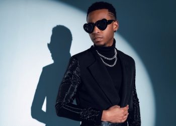 Kevin Ross’ “Love in The Middle” Reaches #1 On Billboard R&B Charts