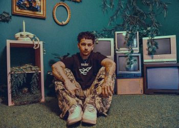 Alt-Pop Rising Star Kayo Blends Heartbreak and Hope with “EX OH!”