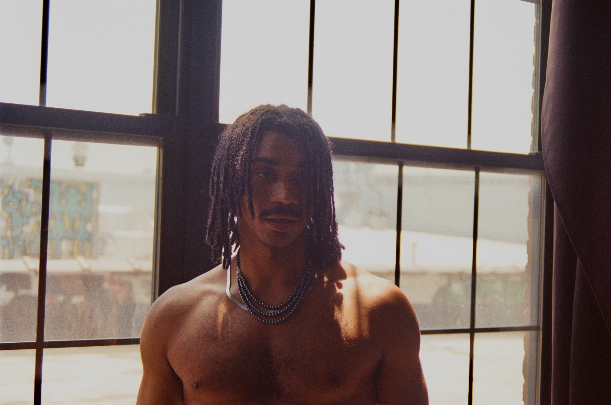 Queens artist Louis Boy Releases his infectious Anthem of Confidence and Self-assurance 'Eyes On Me'