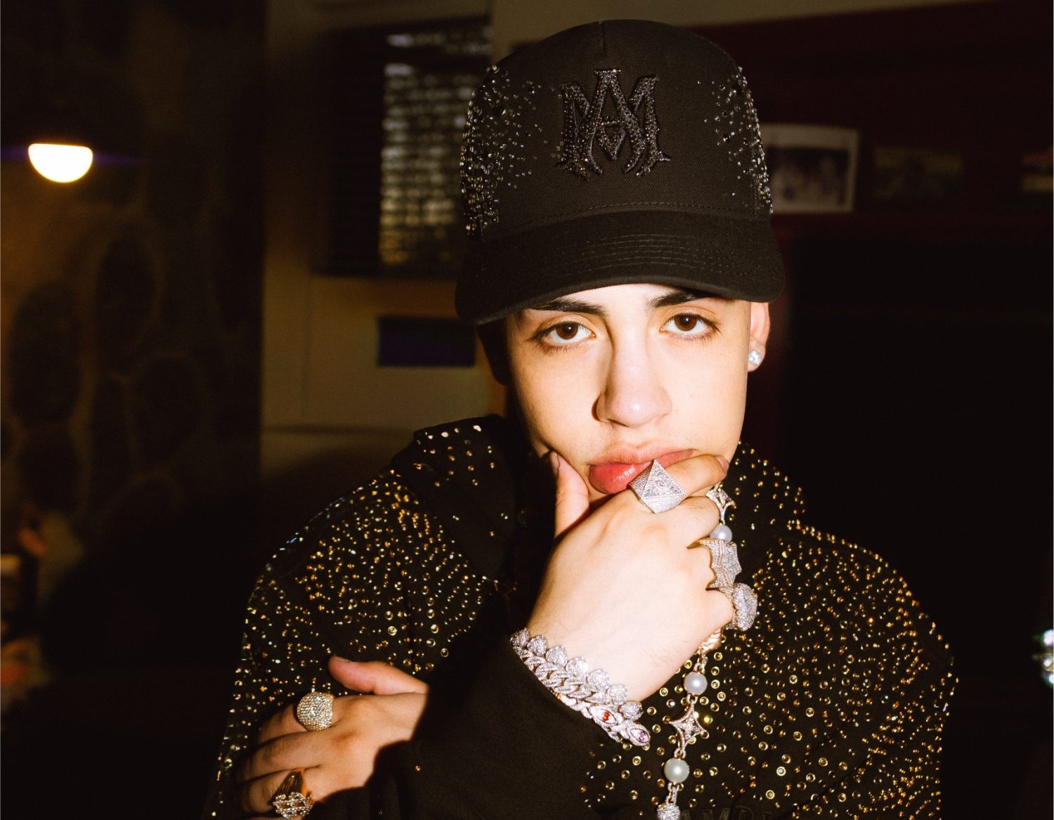 Cris MJ Takes Flight with “30 Mil Pies” — A Triumphant Return to His Reggaeton Roots