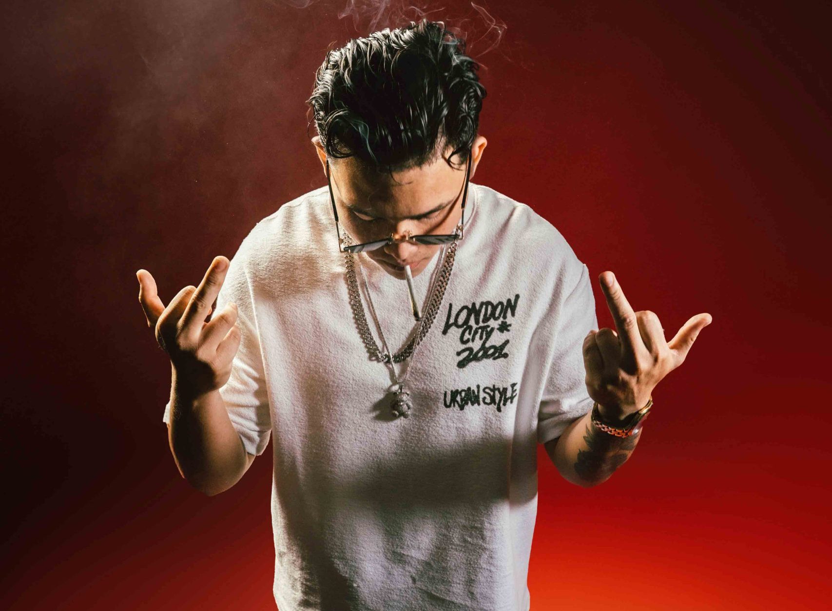 Doll Carranza Ignites the Latin Scene with High-Energy Single “Vamos para Arriba”