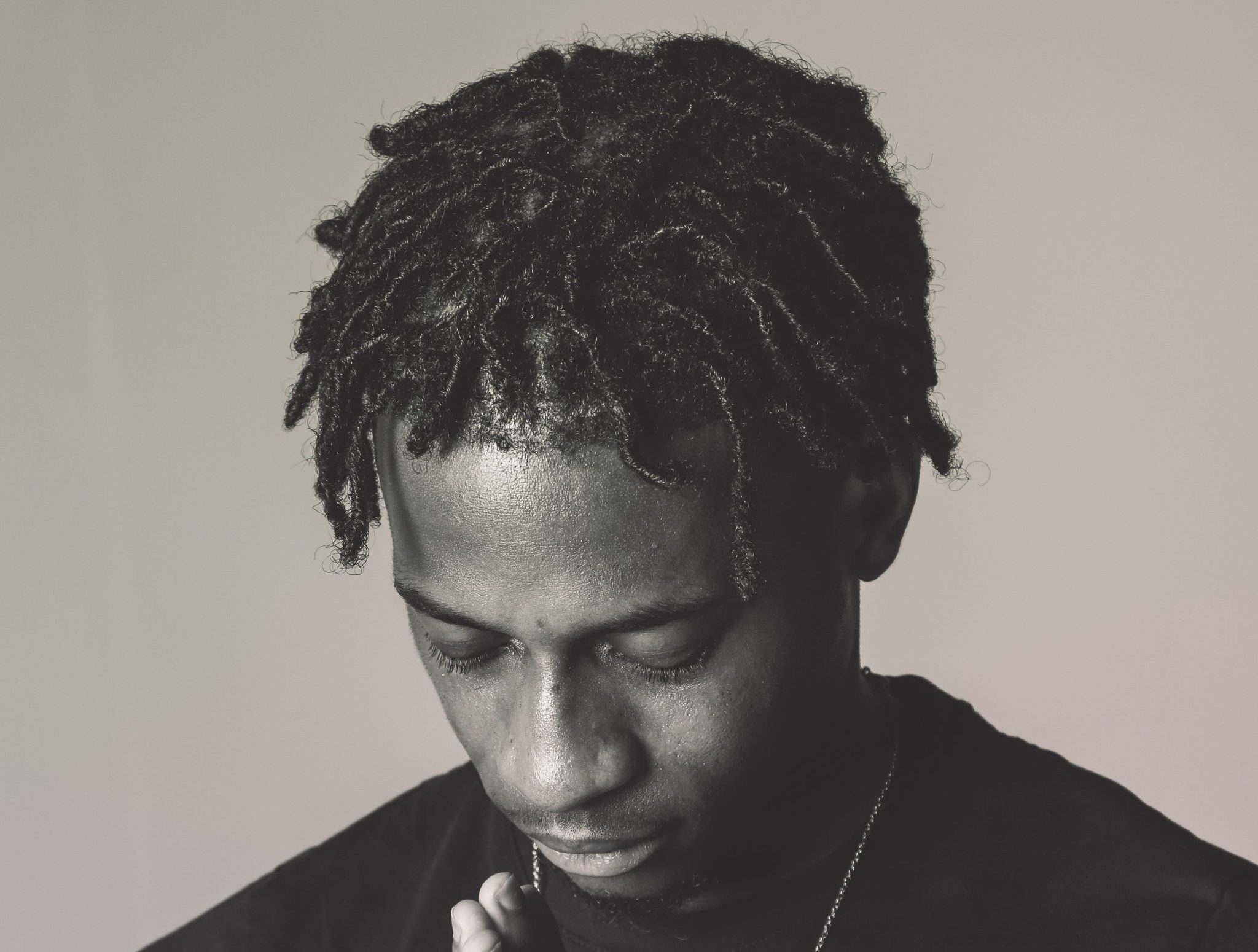 Sugarae Raises the Bar with the Impactful Release of “Won’t Let You Down”