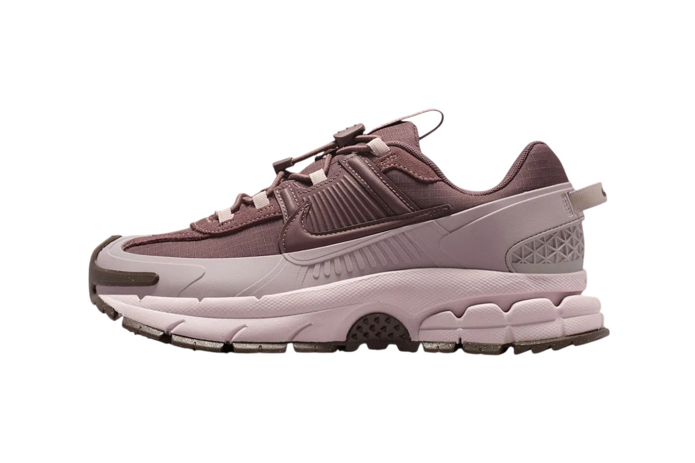 Nike Readies the Zoom Vomero 5 Roam in a Dusty “Particle Rose” Variant