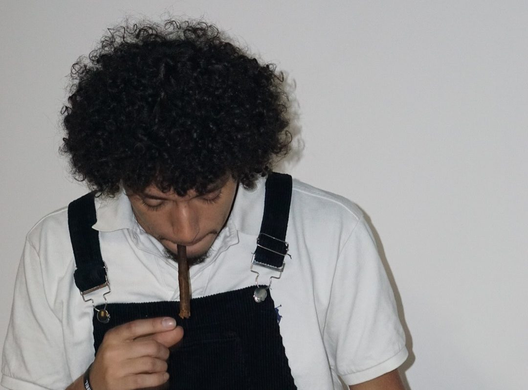 Puerto Rican Urban Artist Vei Habache Drops Powerful New Single “D1UNA”