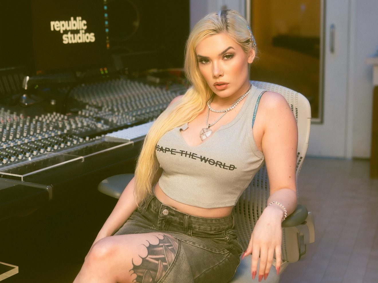 Genre-Blurring and Purpose-Driven: Luna Grey Steps Into a New Era with “Everyday”