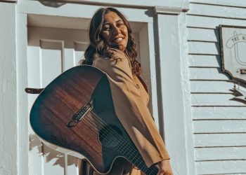 Bekka Dowland Continues Her Rise With Powerful New Single “Be A Little Kinder”