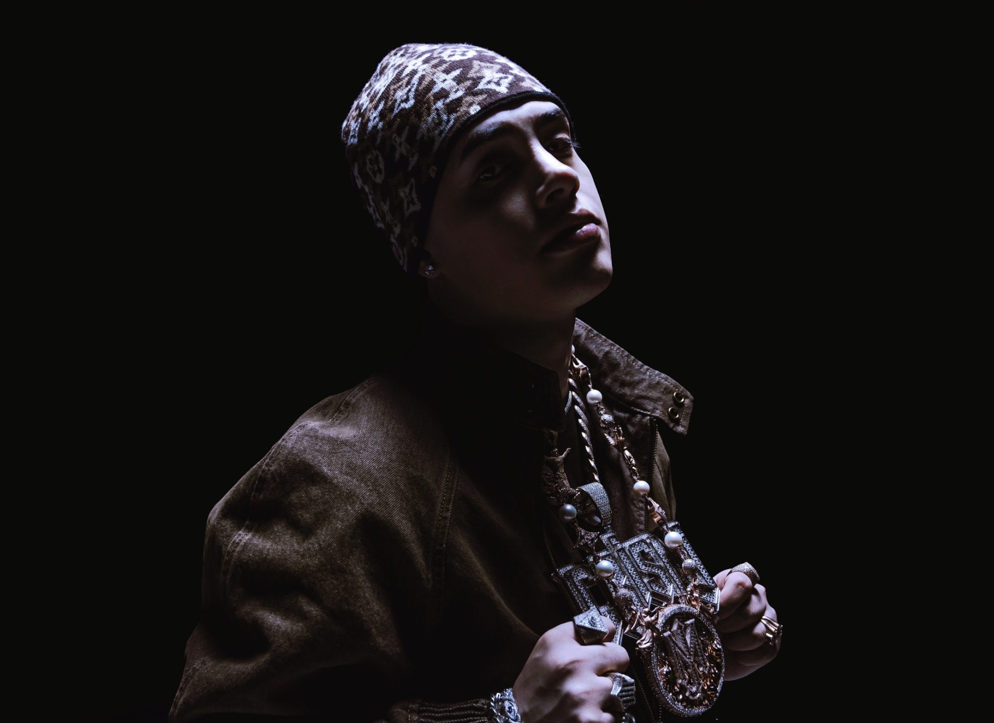 Cris MJ Elevates His Global Reign with Bold New Single “Presidente”