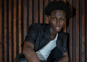 Tiwizzy Delivers a Powerful Message for a New Generation on "Ungrateful African Youth"