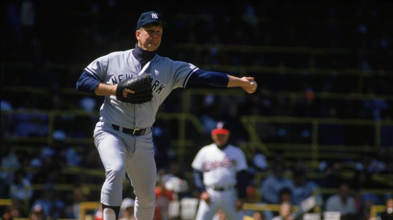 Tommy John pitches for the New York Yankees during the 1989 MLB season