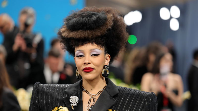 Doja Cat - NEW YORK, NEW YORK - MAY 05: Doja Cat attends the 2025 Met Gala Celebrating "Superfine: Tailoring Black Style" at Metropolitan Museum of Art on May 05, 2025 in New York City. (Photo by Savion Washington/Getty Images)
