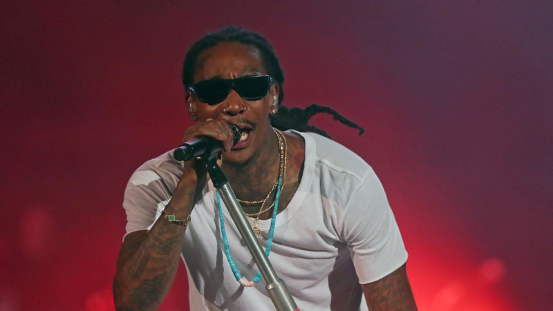 Wiz Khalifa - PHOENIX, ARIZONA - AUGUST 01: Wiz Khalifa performs during the Good Vibes Only Tour at Talking Stick Resort Amphitheatre on August 01, 2025 in Phoenix, Arizona. (Photo by John Medina/Getty Images)