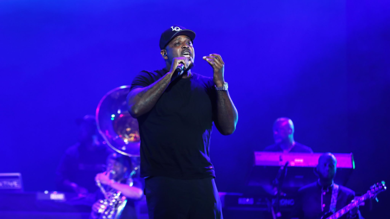 Sheek Louch - NEW ORLEANS, LOUISIANA - JULY 03: Sheek Louch of The Lox performs with The Roots onstage during the 2022 Essence Festival of Culture at the Louisiana Superdome on July 3, 2022 in New Orleans, Louisiana. (Photo by Bennett Raglin/Getty Images for Essence)