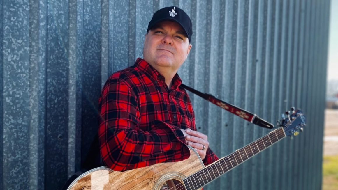 Todd Barrow Champions Hope and the Outlaw Country Spirit With “Sit Back and Breathe”
